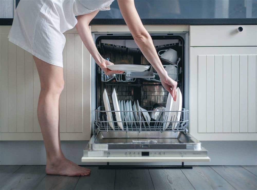 ¡Sácale el máximo provecho a tu lavavajillas con estos consejos! - SOS ASISTENCIA Electrodoméstico