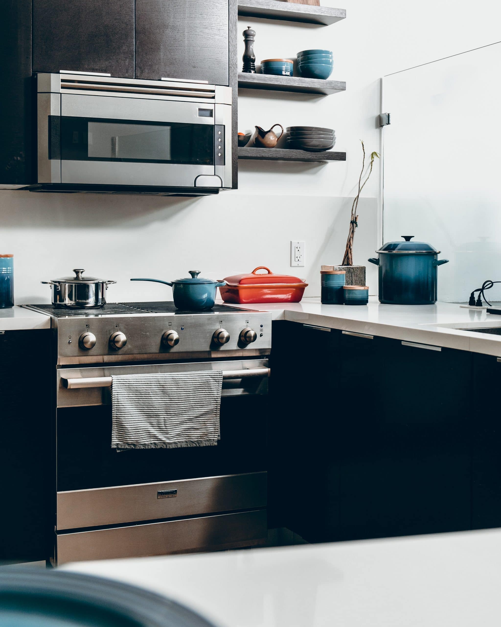 ¿CÓMO DARLE UN NUEVO AIRE A TU COCINA? - SOS ASISTENCIA Instalación de estufas